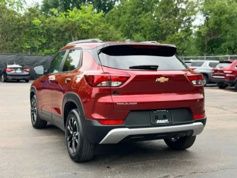 More photos of 2023 Chevrolet TrailBlazer LT at Hank Graff Chevrolet Davison, MI