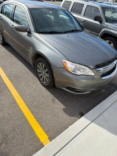 Unknown 2013 Chrysler 200 Touring for sale in Davison, MI