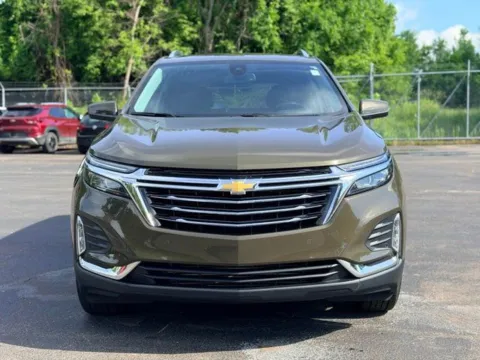 Photos of 2023 Chevrolet Equinox Premier for sale in Davison, MI at Hank Graff Chevrolet Davison