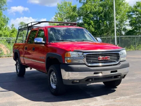 Photos of 2002 GMC Sierra 2500HD SLE for sale in Davison, MI at Hank Graff Chevrolet Davison