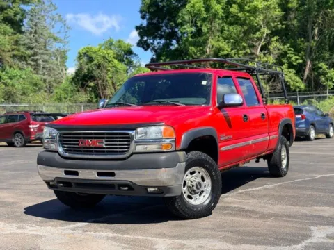 Red 2002 GMC Sierra 2500HD SLE for sale in Davison, MI