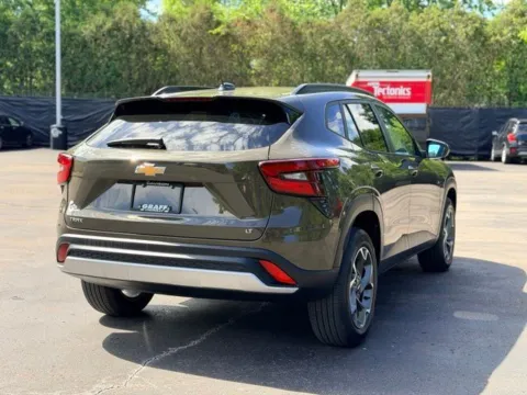 More photos of 2024 Chevrolet Trax LT at Hank Graff Chevrolet Davison, MI