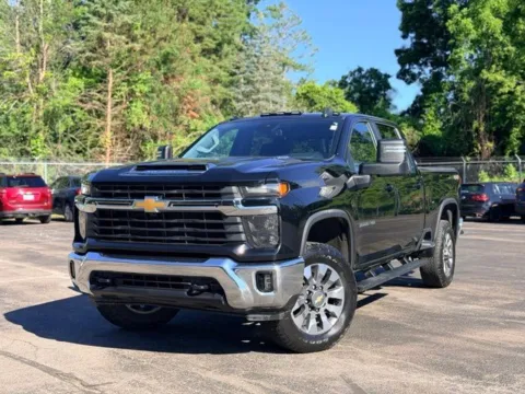 Photos of 2024 Chevrolet Silverado 3500HD LT for sale in Davison, MI at Hank Graff Chevrolet Davison
