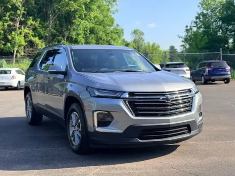 More photos of 2023 Chevrolet Traverse LT at Hank Graff Chevrolet Davison, MI