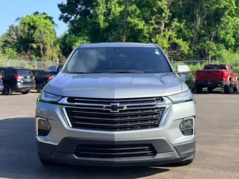 Another view of 2023 Chevrolet Traverse LT for sale in Davison, MI at Hank Graff Chevrolet Davison