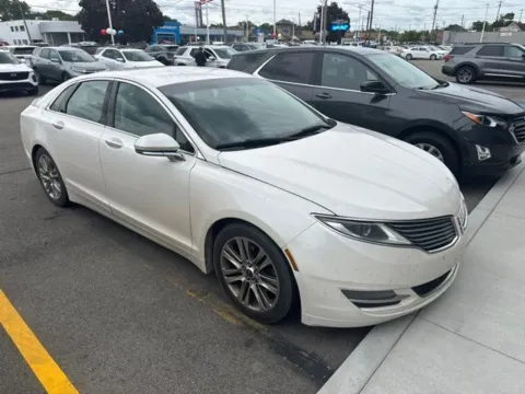 Photos of 2014 Lincoln MKZ for sale in Davison, MI at Hank Graff Chevrolet Davison