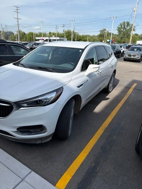 White 2021 Buick Enclave Essence for sale in Davison, MI