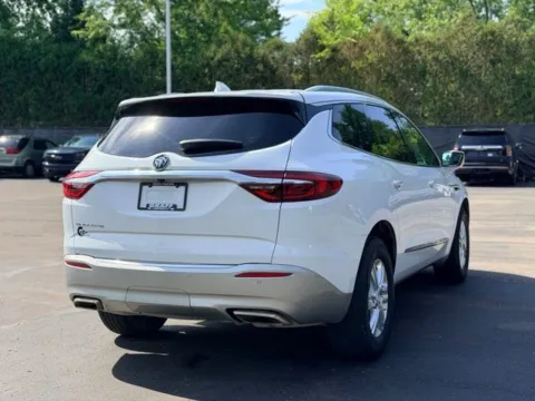 More photos of 2021 Buick Enclave Essence at Hank Graff Chevrolet Davison, MI