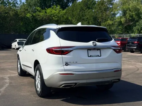 More photos of 2021 Buick Enclave Essence at Hank Graff Chevrolet Davison, MI