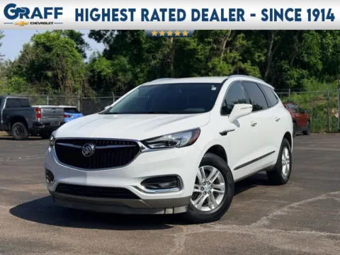 White 2021 Buick Enclave Essence for sale in Davison, MI