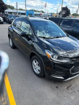 Black 2020 Chevrolet Trax LT for sale in Davison, MI