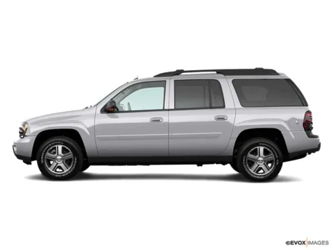 Silver 2006 Chevrolet TrailBlazer EXT LT for sale in Davison, MI