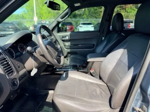 More photos of 2012 Ford Escape Limited at Hank Graff Chevrolet Davison, MI