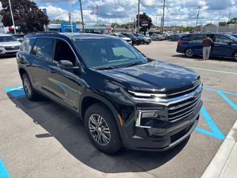Photos of 2025 Chevrolet Traverse LT for sale in Davison, MI at Hank Graff Chevrolet Davison