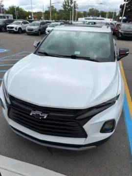 Photos of 2020 Chevrolet Blazer LT for sale in Davison, MI at Hank Graff Chevrolet Davison