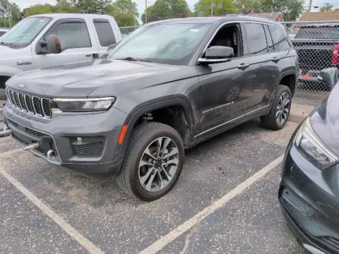 Photos of 2022 Jeep Grand Cherokee Overland for sale in Davison, MI at Hank Graff Chevrolet Davison
