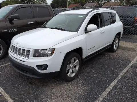 White 2014 Jeep Compass Latitude for sale in Davison, MI
