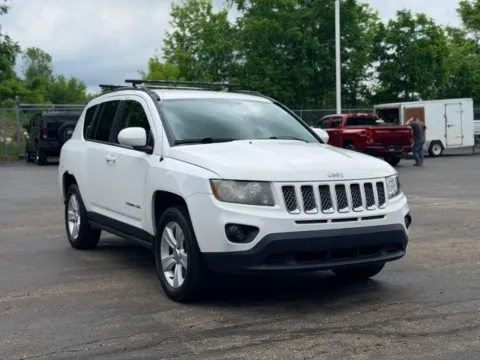 Photos of 2014 Jeep Compass Latitude for sale in Davison, MI at Hank Graff Chevrolet Davison