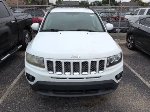 Photos of 2014 Jeep Compass Latitude for sale in Davison, MI at Hank Graff Chevrolet Davison