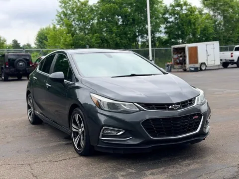 Photos of 2017 Chevrolet Cruze LT for sale in Davison, MI at Hank Graff Chevrolet Davison