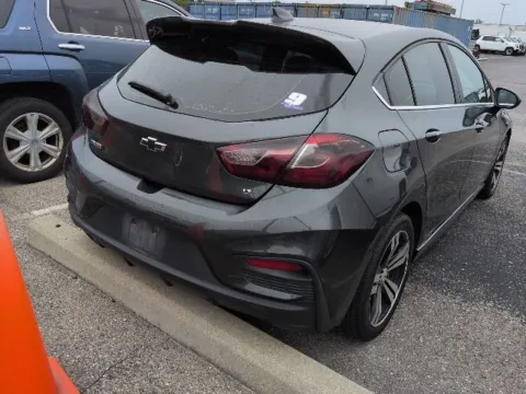 More photos of 2017 Chevrolet Cruze LT at Hank Graff Chevrolet Davison, MI