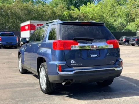 More photos of 2016 GMC Terrain SLT at Hank Graff Chevrolet Davison, MI