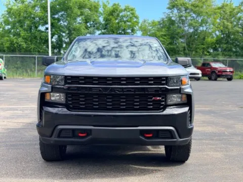 Photos of 2019 Chevrolet Silverado 1500 Custom Trail Boss for sale in Davison, MI at Hank Graff Chevrolet Davison