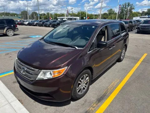 Red 2012 Honda Odyssey EX-L for sale in Davison, MI