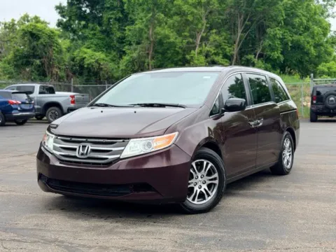 Red 2012 Honda Odyssey EX-L for sale in Davison, MI