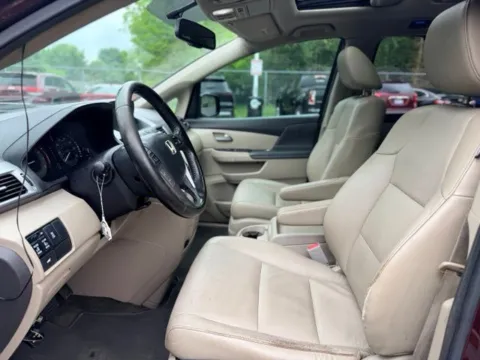 More photos of 2012 Honda Odyssey EX-L at Hank Graff Chevrolet Davison, MI