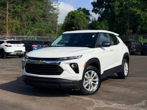 White 2024 Chevrolet TrailBlazer LS for sale in Davison, MI