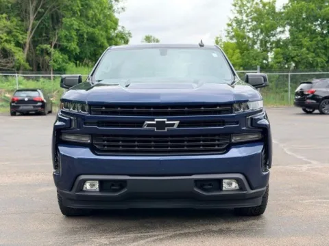 Photos of 2020 Chevrolet Silverado 1500 RST for sale in Davison, MI at Hank Graff Chevrolet Davison