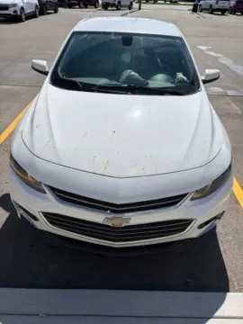 Photos of 2018 Chevrolet Malibu LT for sale in Davison, MI at Hank Graff Chevrolet Davison