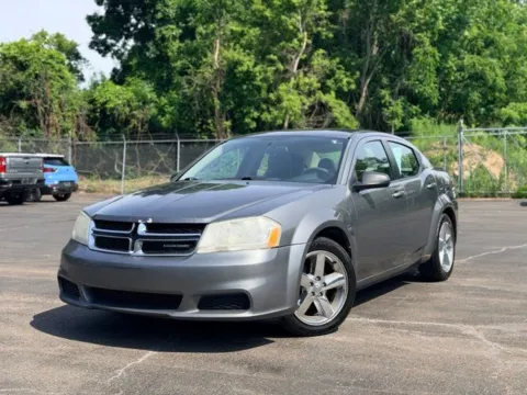 Gray 2012 Dodge Avenger SE for sale in Davison, MI