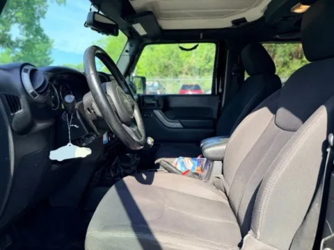 More photos of 2014 Jeep Wrangler Sport at Hank Graff Chevrolet Davison, MI