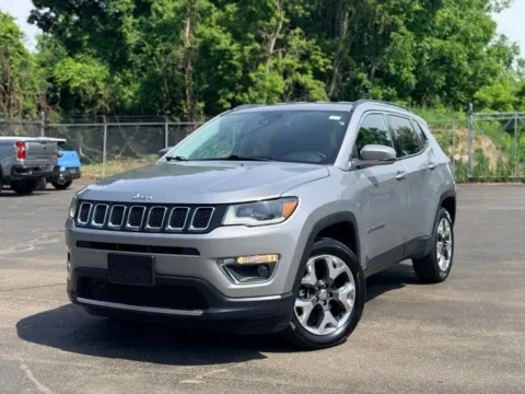 Silver 2018 Jeep Compass Limited for sale in Davison, MI