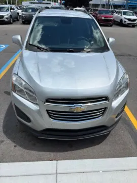 Photos of 2016 Chevrolet Trax LT for sale in Davison, MI at Hank Graff Chevrolet Davison