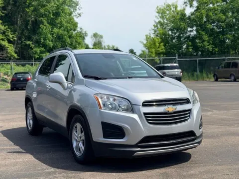 Photos of 2016 Chevrolet Trax LT for sale in Davison, MI at Hank Graff Chevrolet Davison