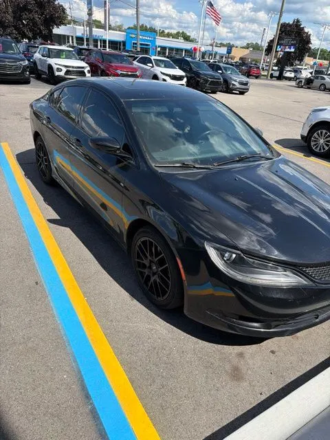Black 2015 Chrysler 200 S for sale in Davison, MI