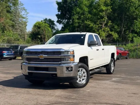 White 2015 Chevrolet Silverado 2500HD LT for sale in Davison, MI