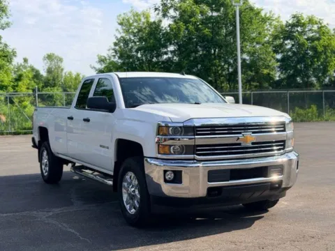 Photos of 2015 Chevrolet Silverado 2500HD LT for sale in Davison, MI at Hank Graff Chevrolet Davison