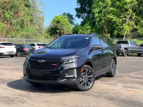 Photos of 2024 Chevrolet Equinox RS for sale in Davison, MI at Hank Graff Chevrolet Davison