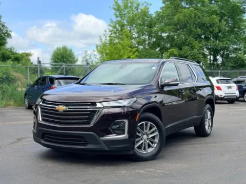 Photos of 2022 Chevrolet Traverse LT for sale in Davison, MI at Hank Graff Chevrolet Davison