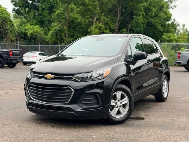 2021 Chevrolet Trax LS for sale in Davison, MI