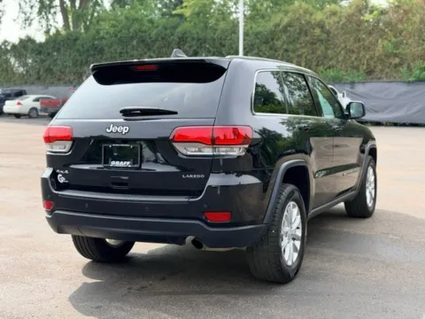 More photos of 2022 Jeep Grand Cherokee WK Laredo E at Hank Graff Chevrolet Davison, MI