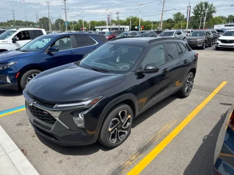 Black 2025 Chevrolet Trax 2RS for sale in Davison, MI