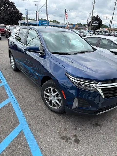 Blue 2022 Chevrolet Equinox LT for sale in Davison, MI