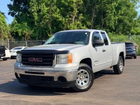 Photos of 2010 GMC Sierra 1500 SLE for sale in Davison, MI at Hank Graff Chevrolet Davison