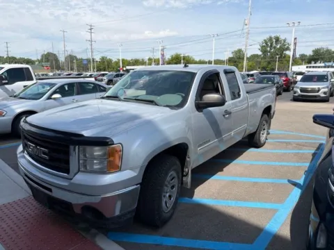 Silver 2010 GMC Sierra 1500 SLE for sale in Davison, MI