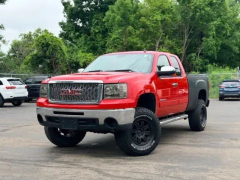 Photos of 2011 GMC Sierra 1500 SLE for sale in Davison, MI at Hank Graff Chevrolet Davison
